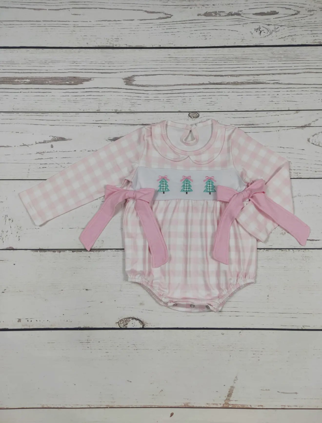 Pink Checkered Christmas Tree Appliqué Bubble