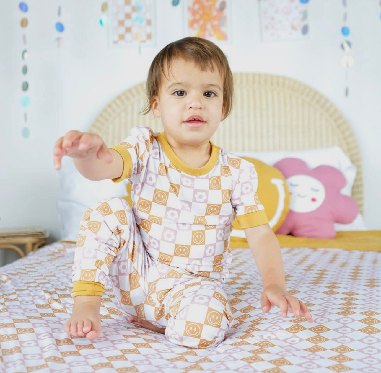 Happy Daze Bamboo Pajamas-Pink